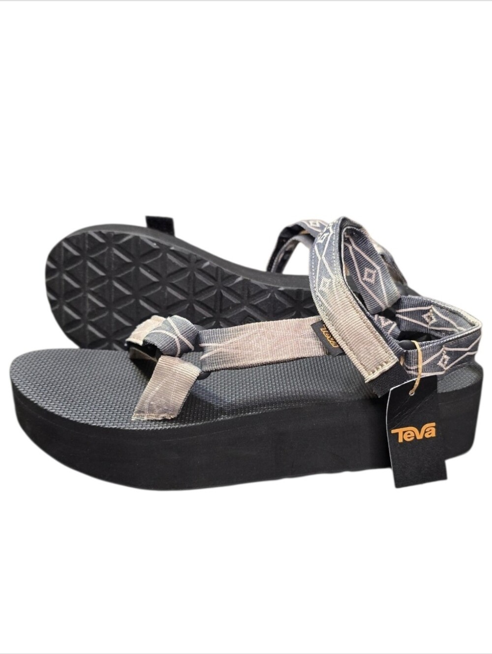 NIB Teva Flatform Universal Sunscape Sandals